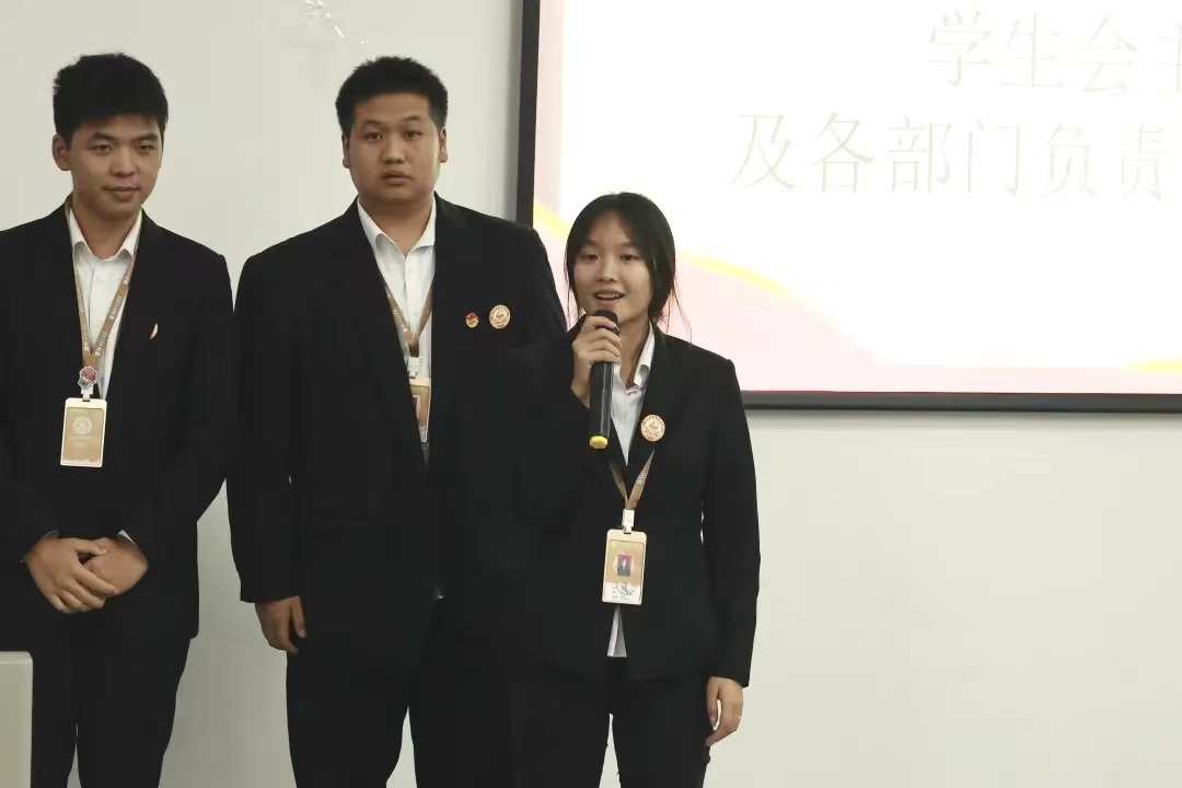 1-23103123024VE.jpg