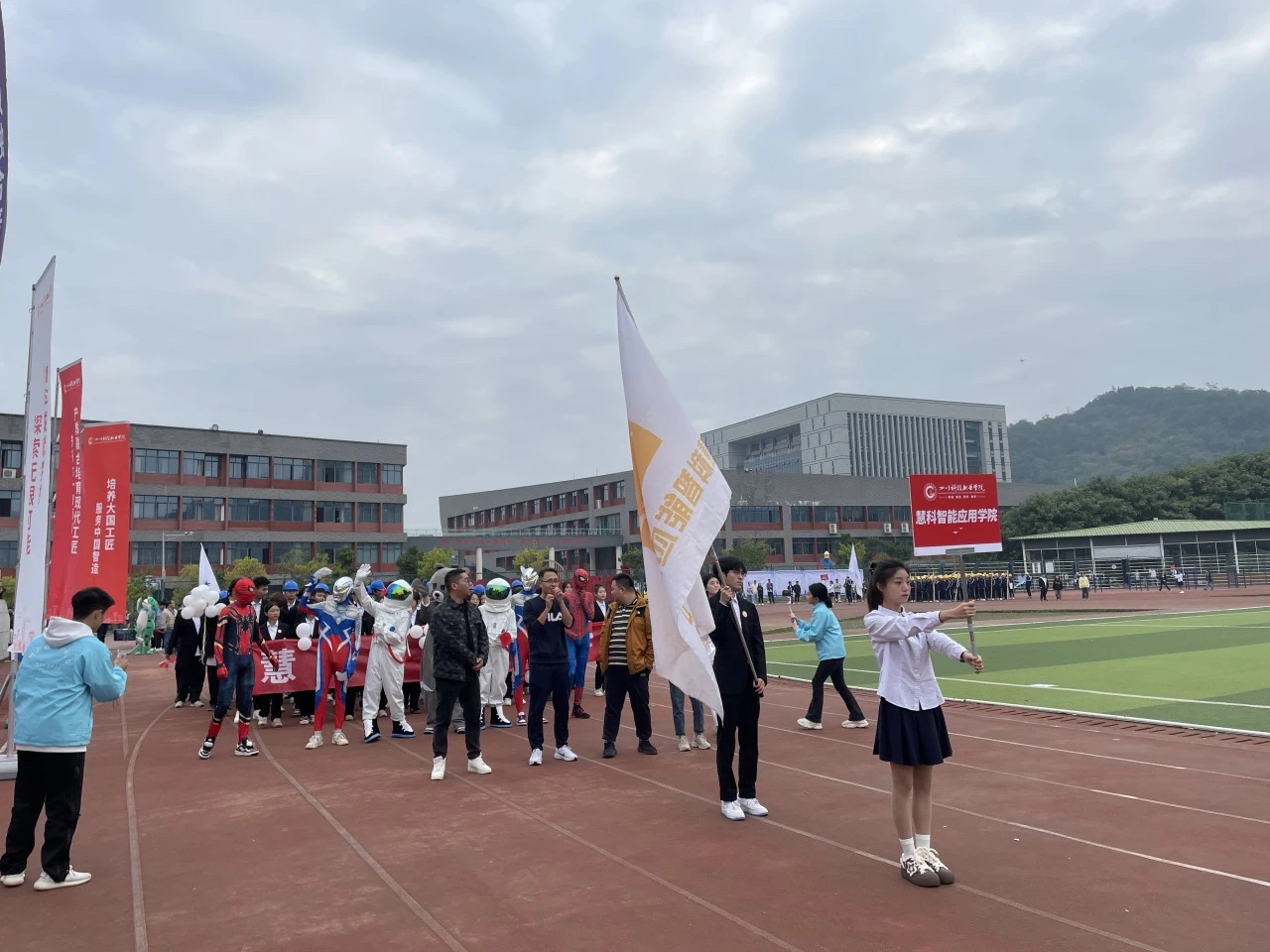 1-23110H25920451.jpg
