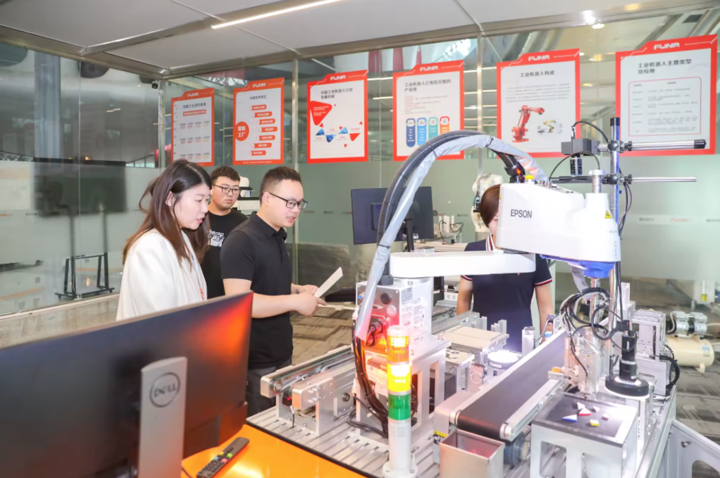 智能应用学院 | 智能控制技术，科技前沿的实用专业！(图5)