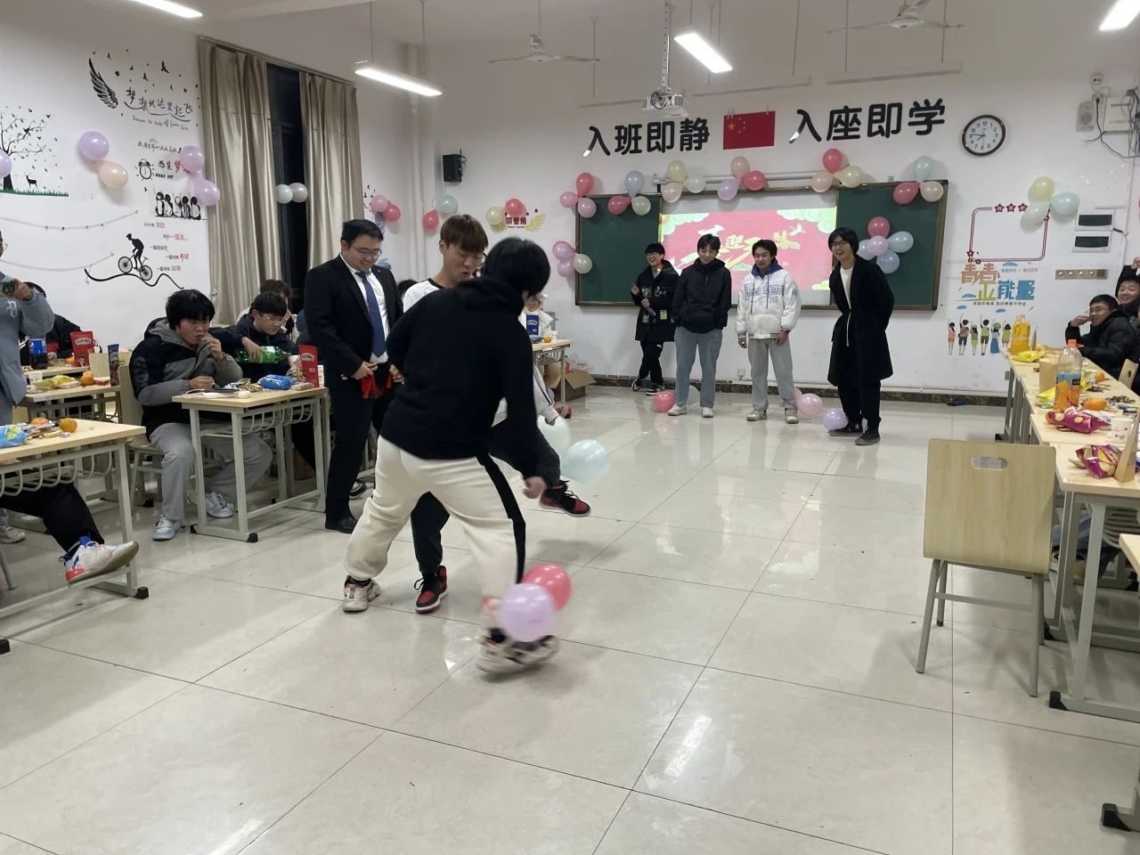 川科慧科 | 慧科智能应用学院2024年元旦晚会来啦(图2)