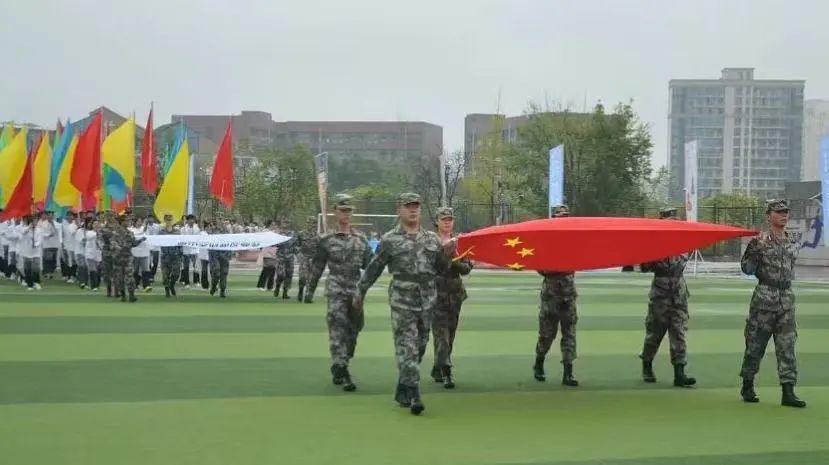2-24120321413G55.jpg