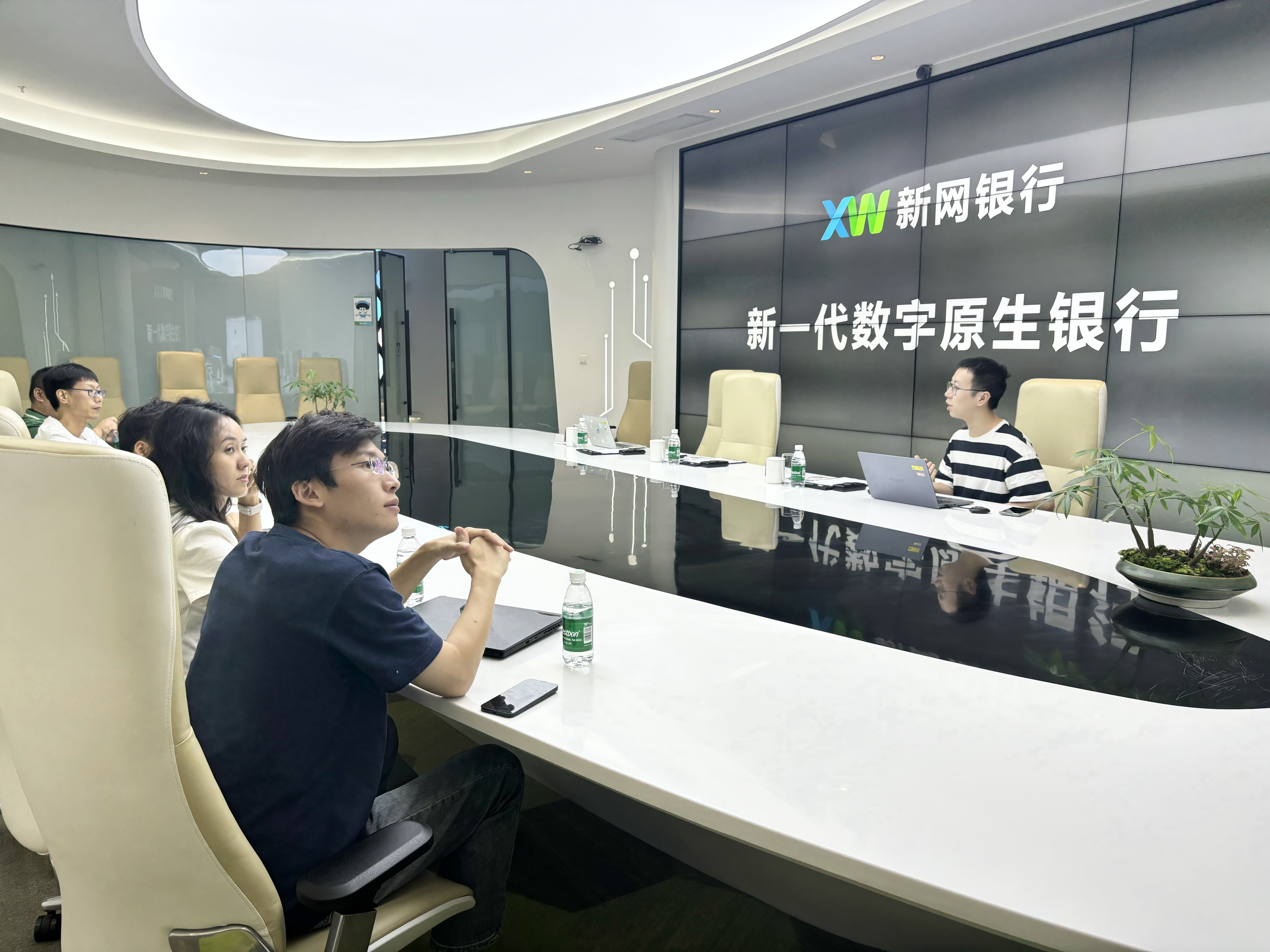 新网银行-人工智能基地(图3)