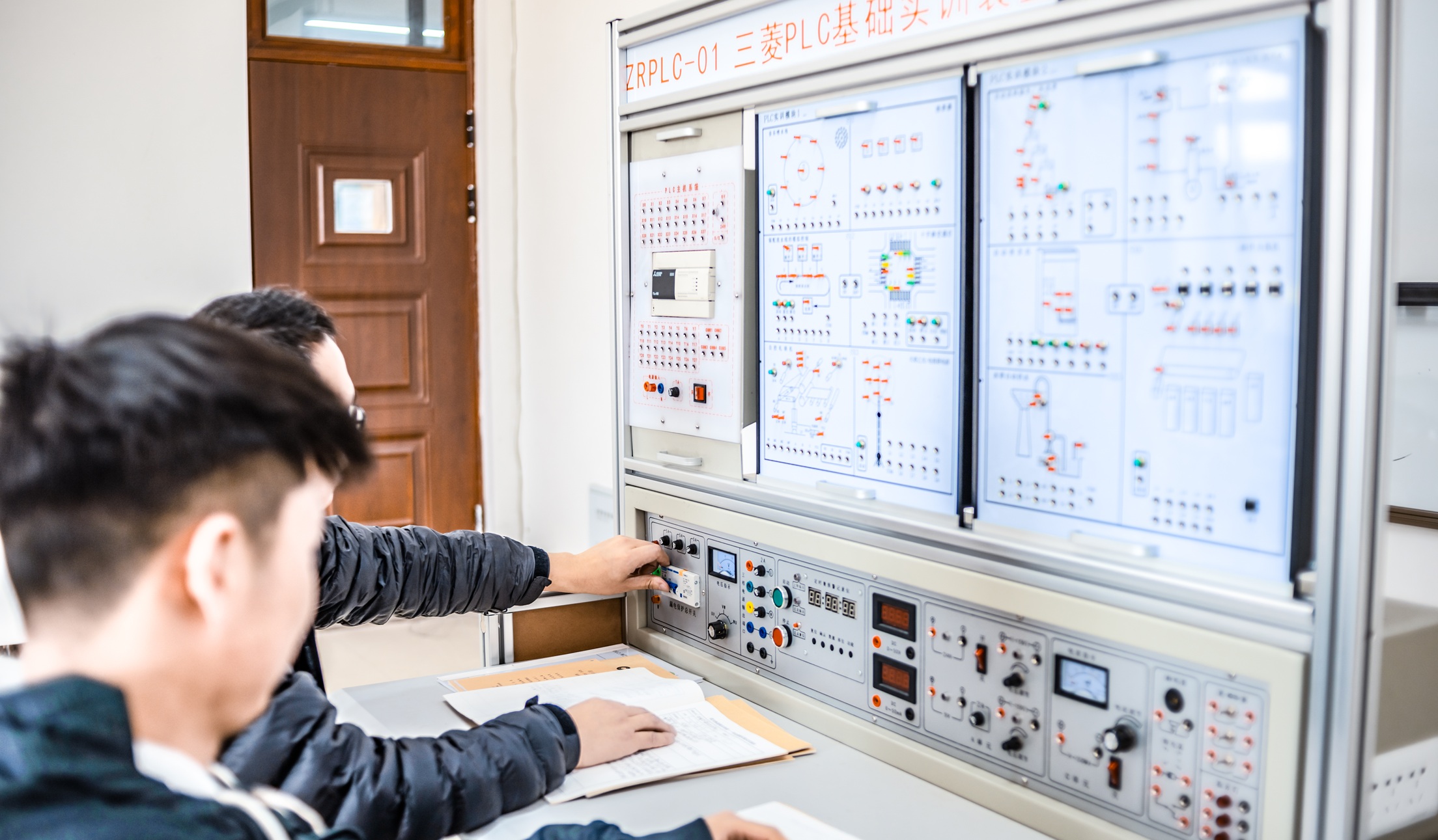 智能控制技术(图4) 1-25111Q11FC17.jpg