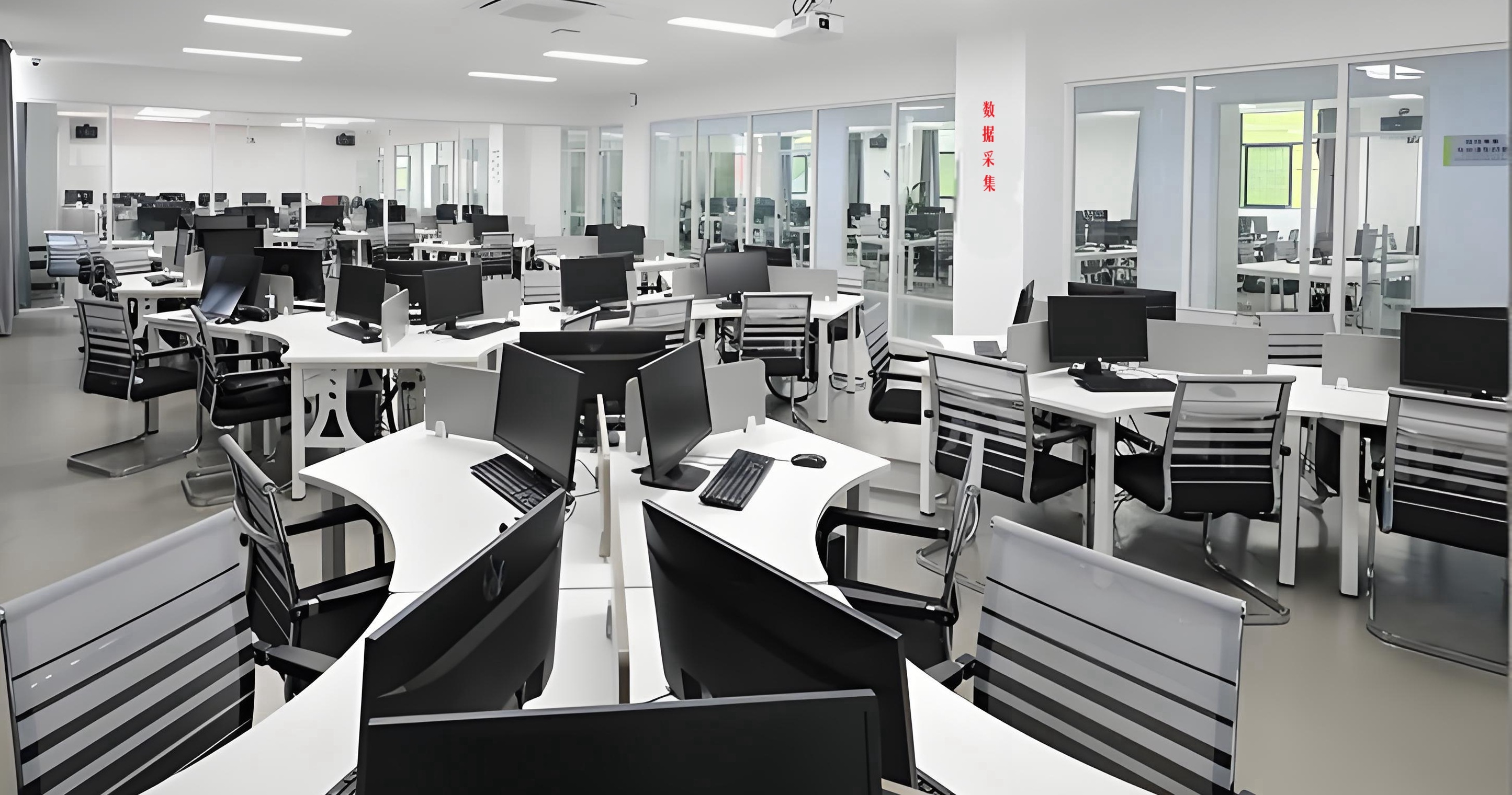 大数据技术(图2) 1-25111Q64019B6.jpg